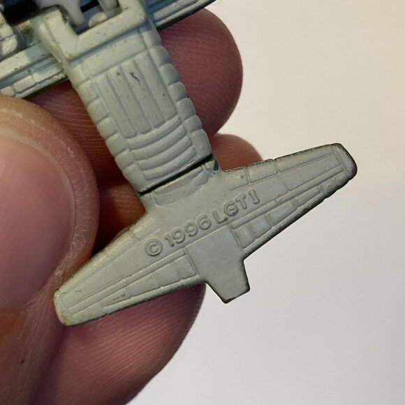 Micro Machines Military C-130 Hercules Transport Aircraft Galoob LGTI 1996 - Picture 5 of 8